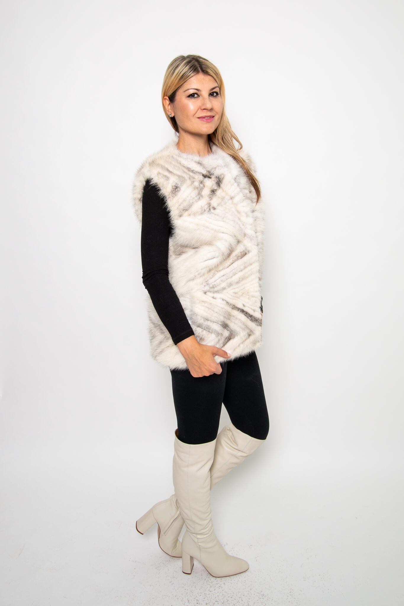 23 | Black & White Mink Vest Vests Starlight Furs