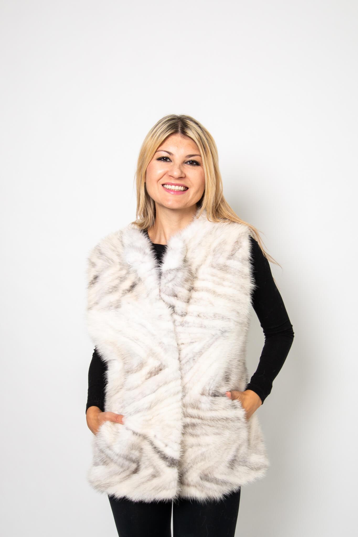 23 | Black & White Mink Vest Vests Starlight Furs S 