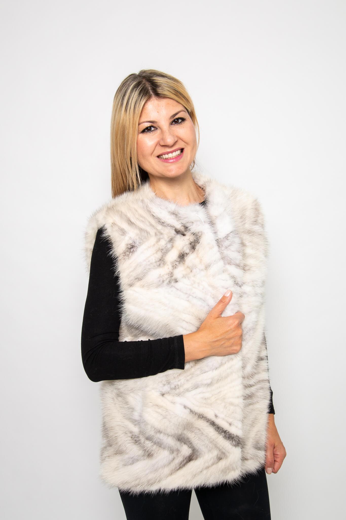 23 | Black & White Mink Vest Vests Starlight Furs 