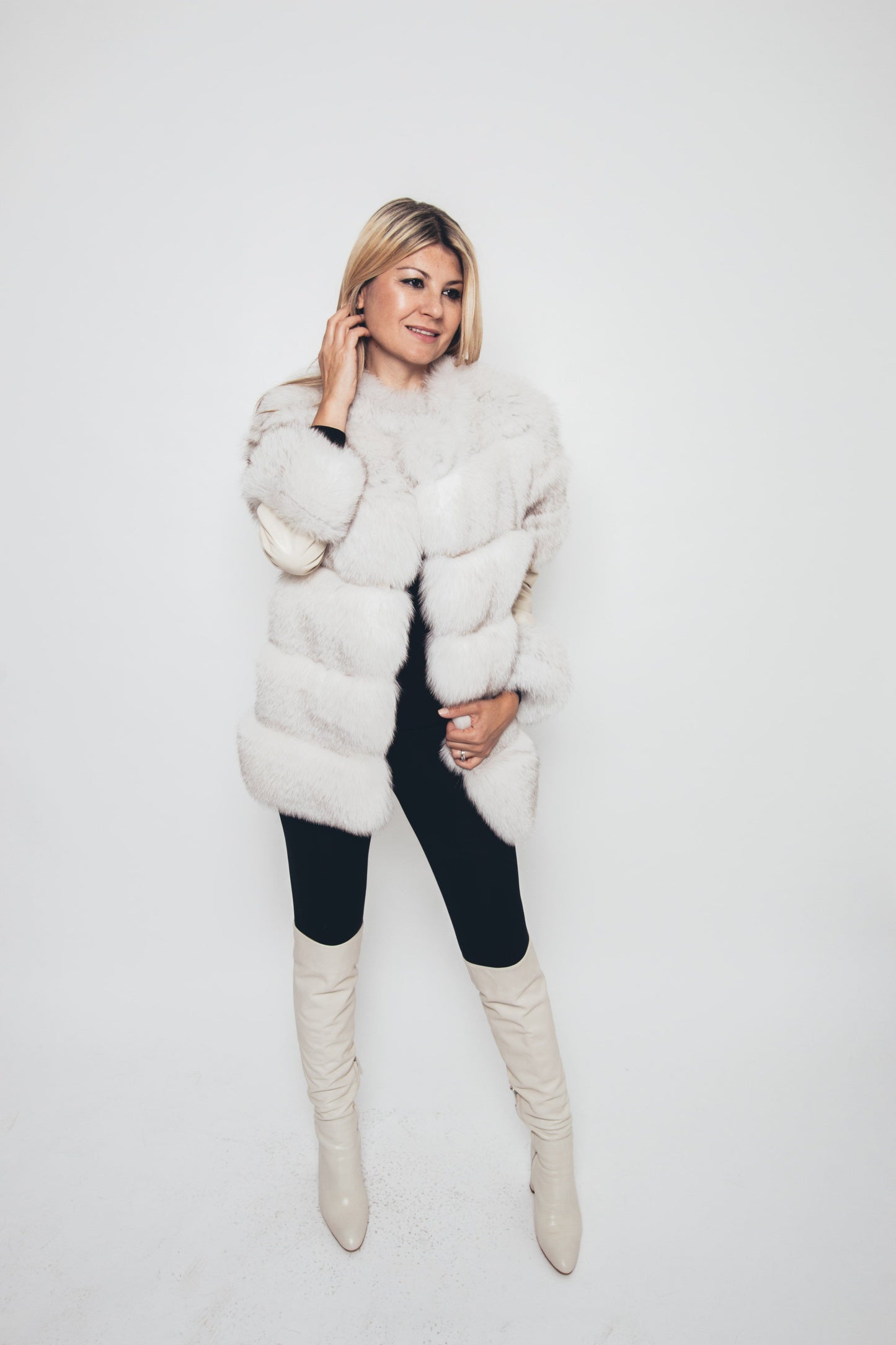 60 | Natural Fox Jacket With Leather Sleeves Jackets Starlight Furs