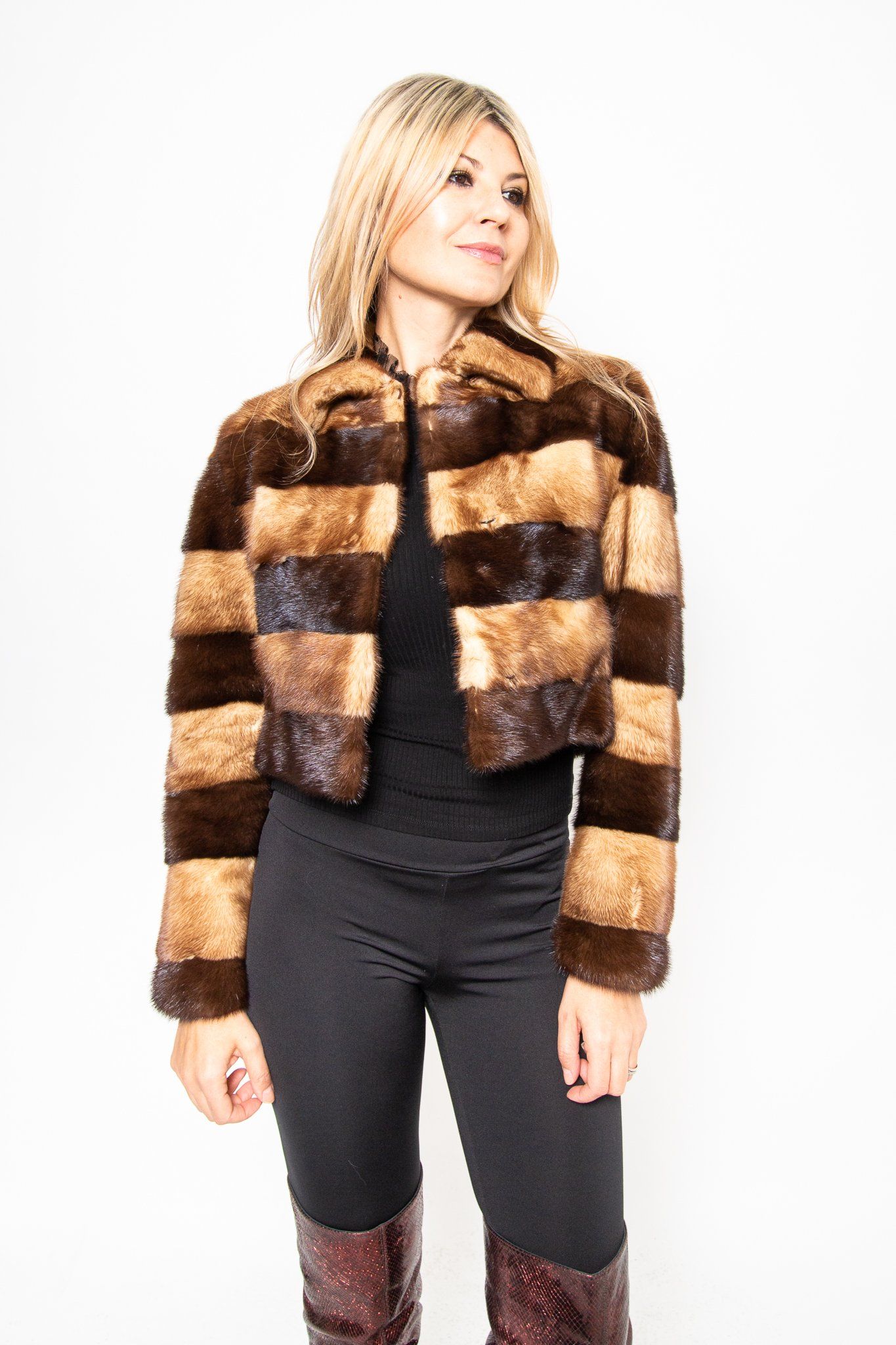 77 | Two-Tones Mink Cropped Jacket Jackets Starlight Furs