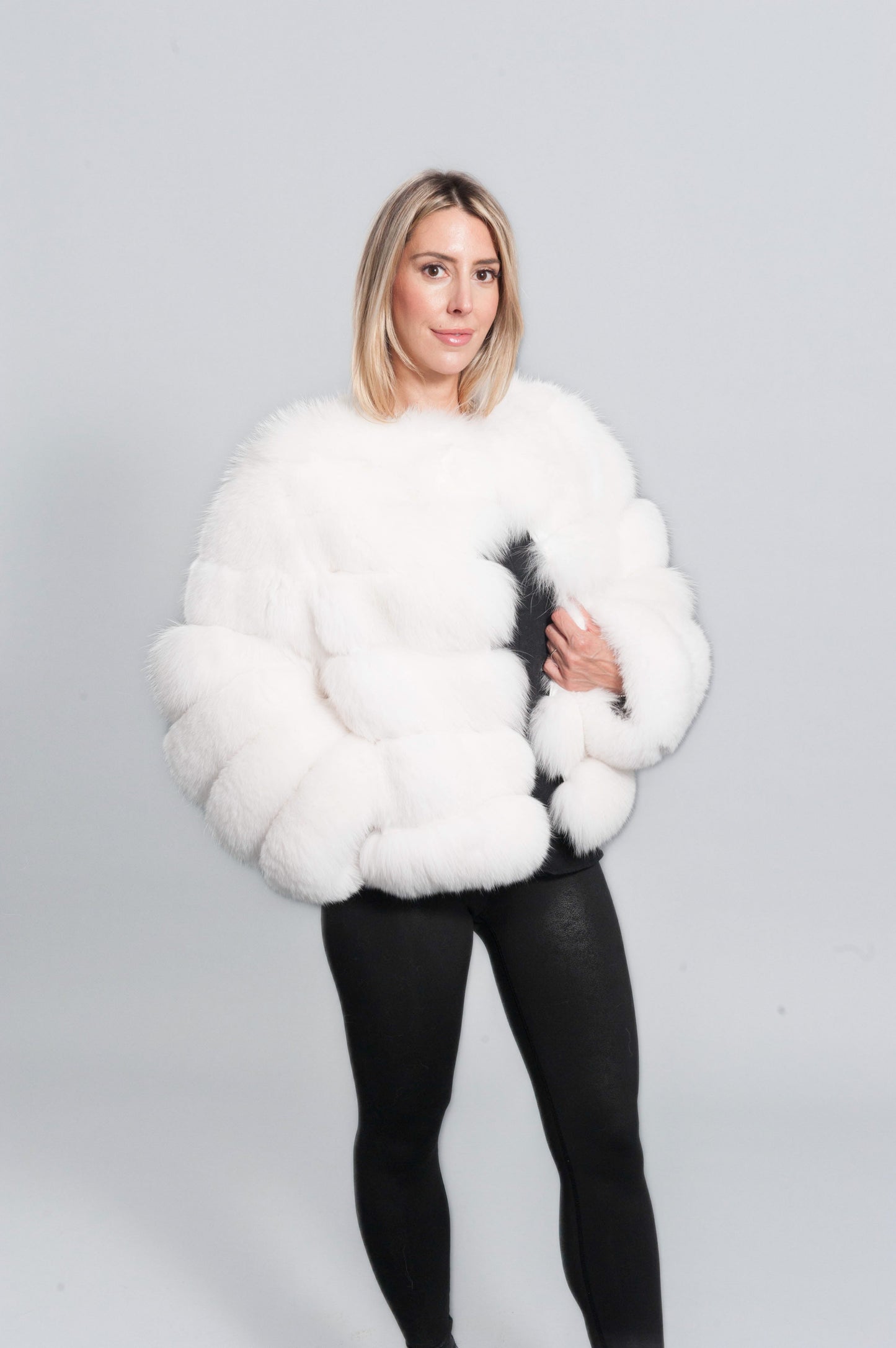 Fox Fur Short Jacket Starlight Furs M White 