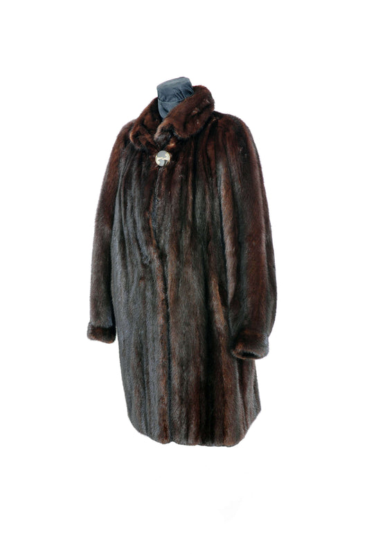 Pre-Owned Mahogany Mink Coat Starlight Furs 
