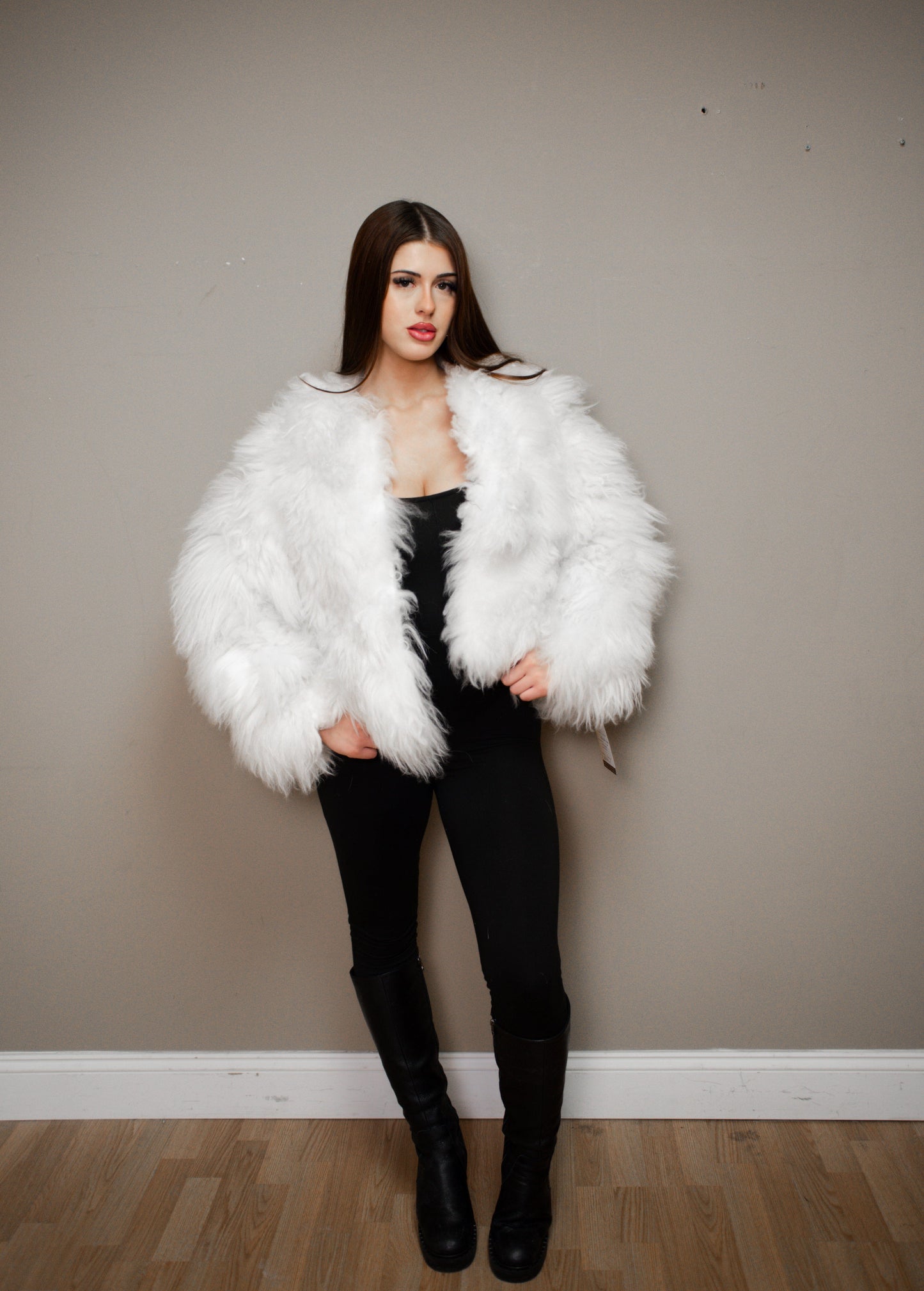 Alpaca Short Jacket – White Snow Jackets Starlight Furs 