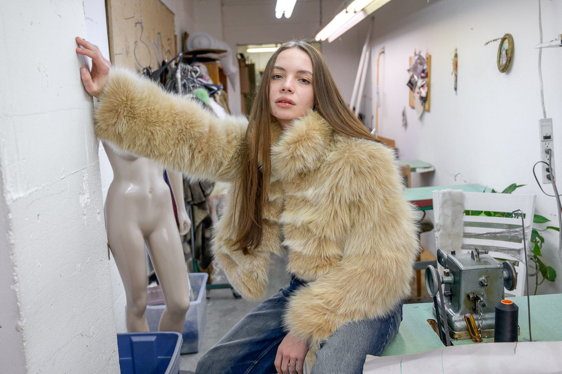 Cropped Fox Fur Jacket - All Black Jackets Starlight Furs 
