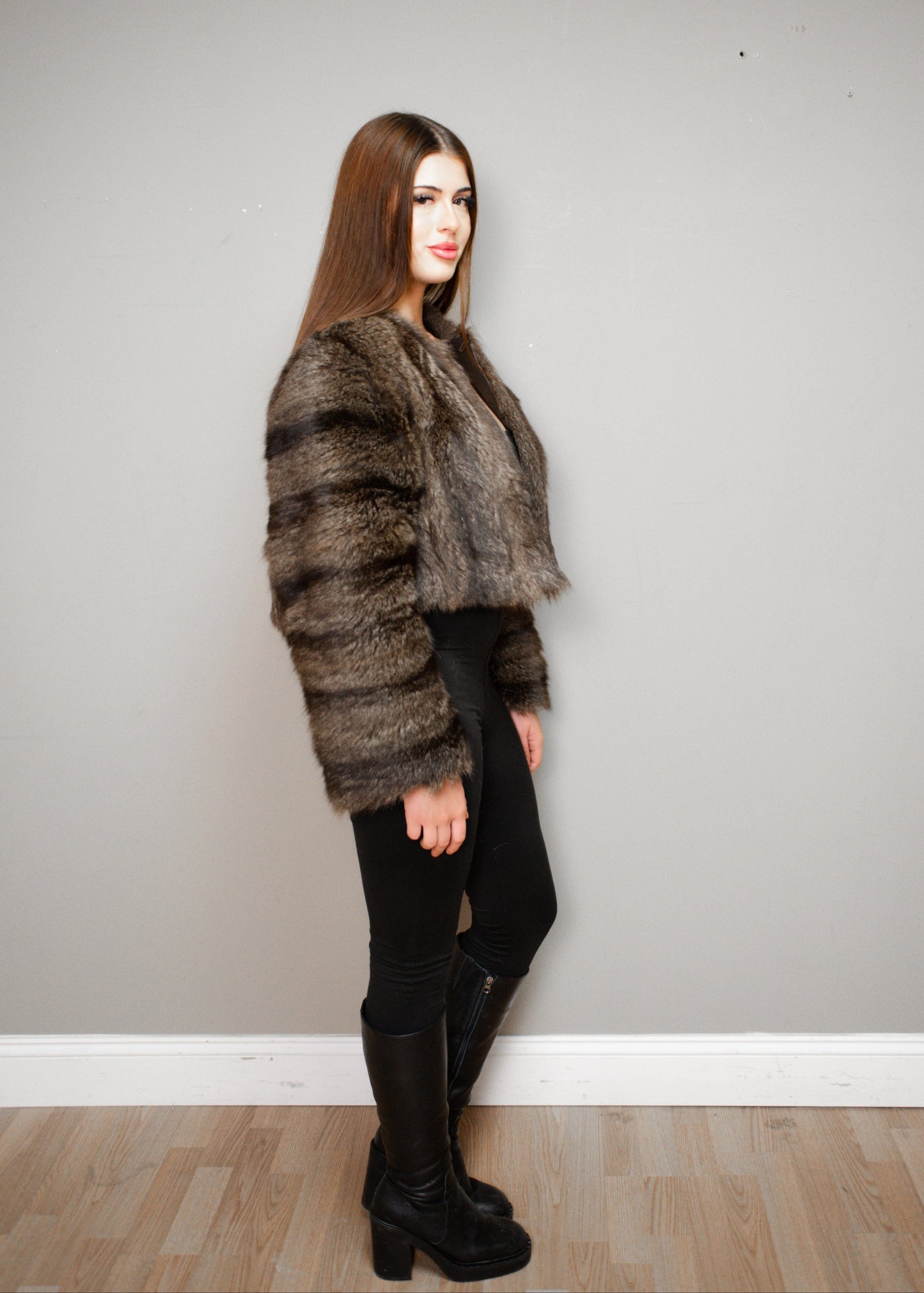 Raccoon Short Jacket – Natural Jackets Starlight Furs 