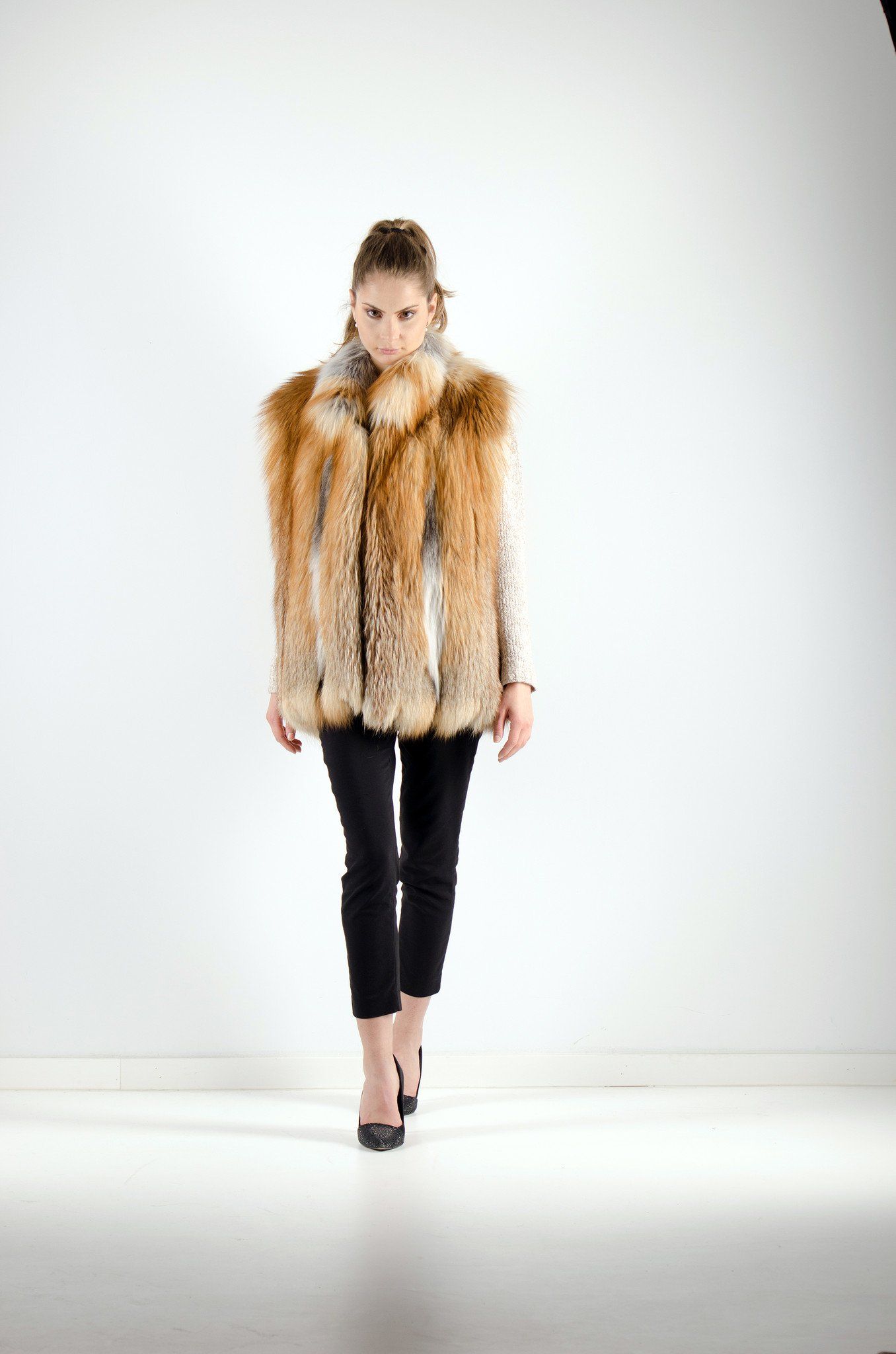 15| Red Fox Fur Vest Vests Starlight Furs M 