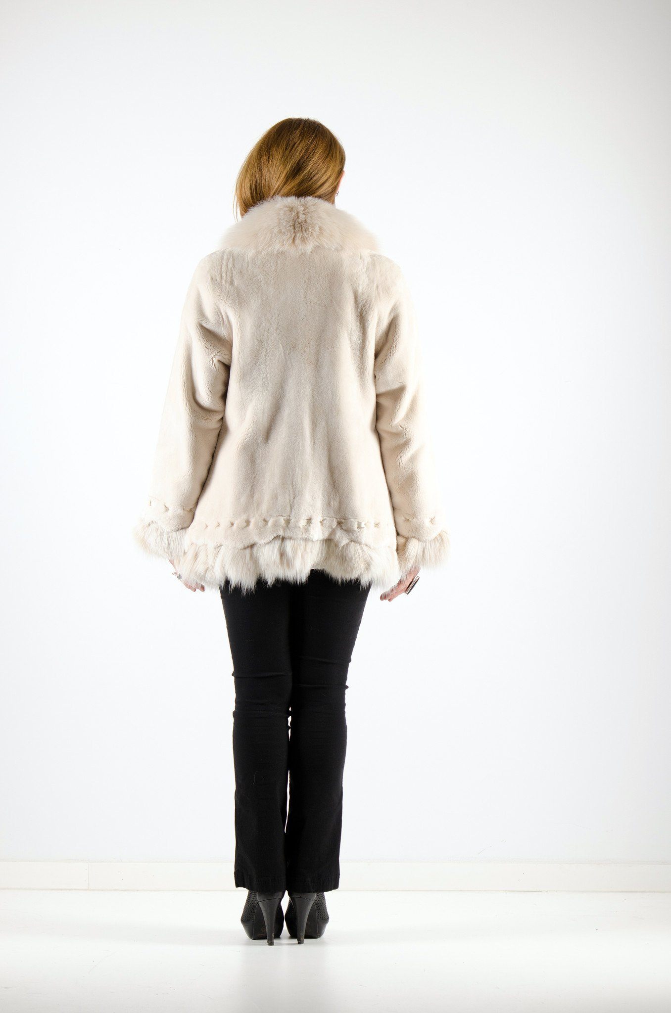 17 | Cream Canadian Beaver Fur Jacket Jackets Starlight Furs 