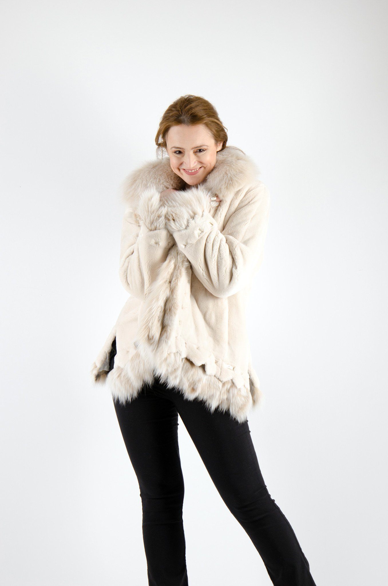 17 | Cream Canadian Beaver Fur Jacket Jackets Starlight Furs XL 