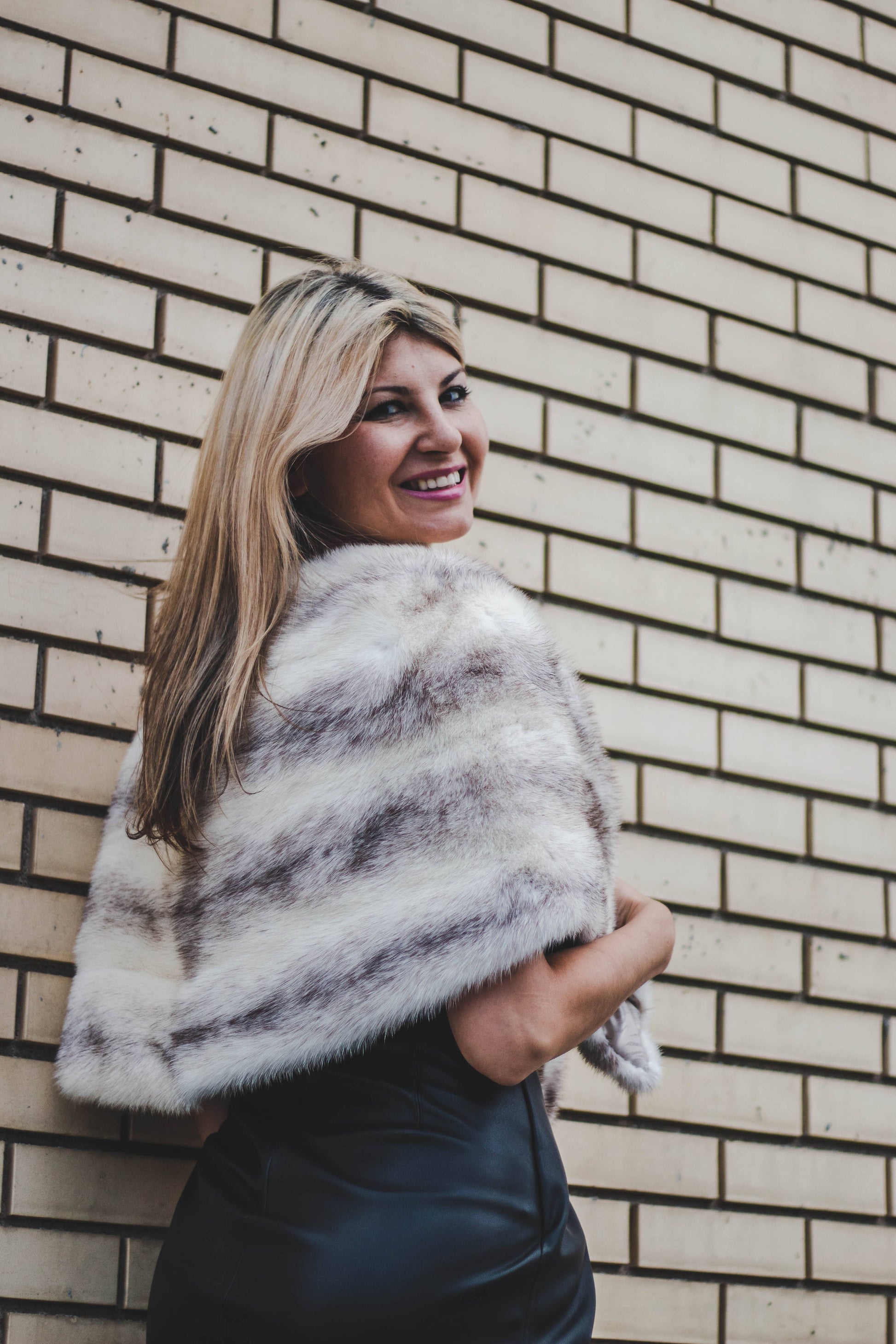 98 | Cross Mink Fur Stole Wrap Accessories Starlight Furs 