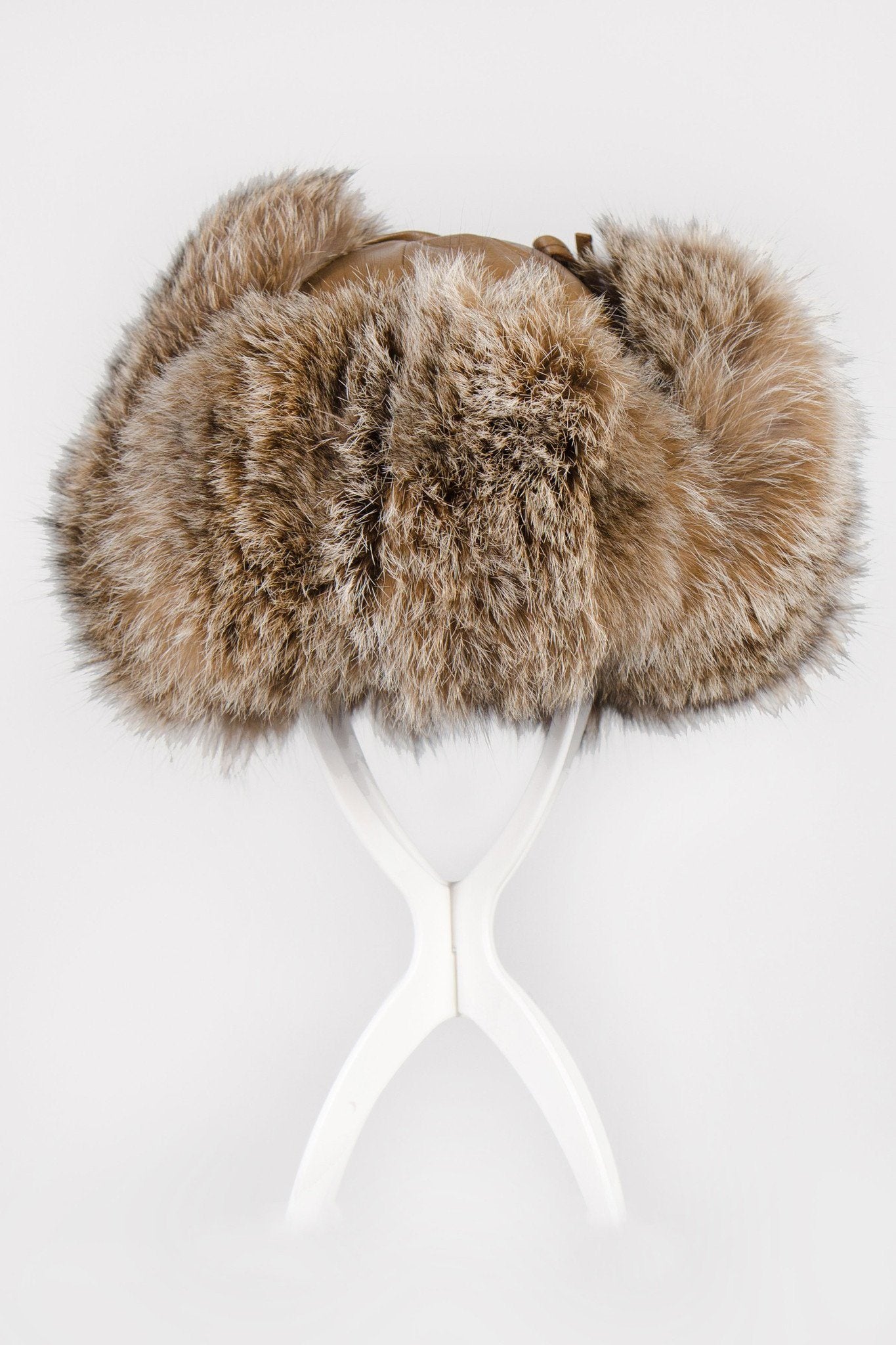 Canadian lynx beige fur hat, rare luxury winter accessory by Starlight Furs Montreal