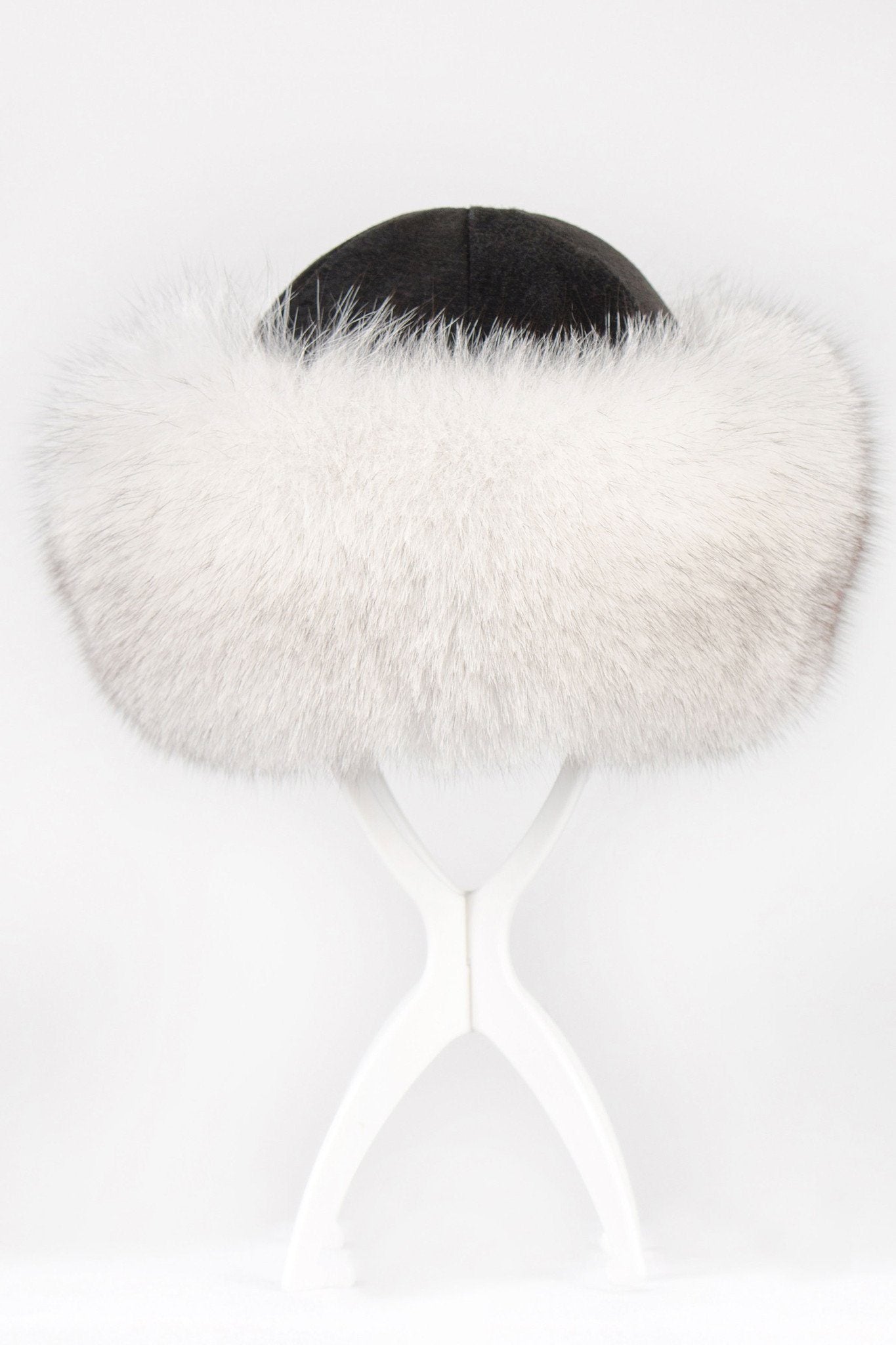 White fox fur hat, luxury winter accessory by Starlight Furs Montreal